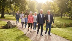 Každý krok se počítá: proč je běžná procházka zdravější než maraton